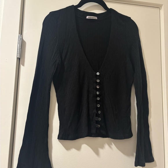 Black Ribbed Button-Up Top - Picture 2 of 3